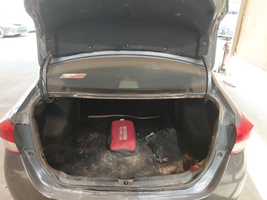 Toyota Yaris Y FLT 2021 image