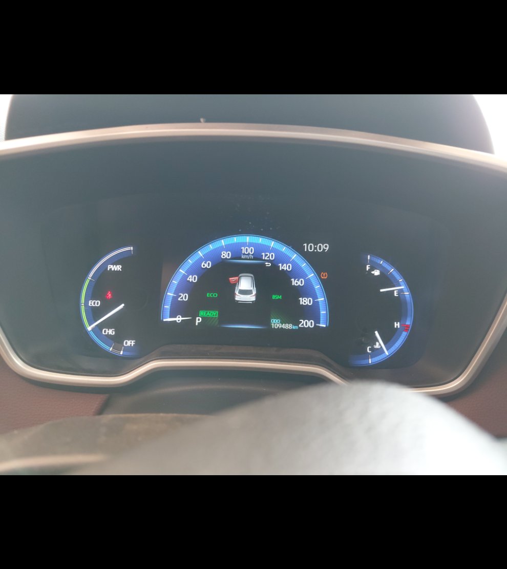 Toyota Corolla Cross LIMITED HEV 2023 image