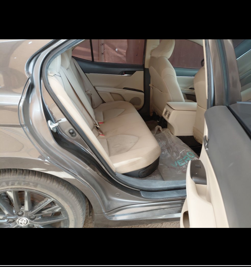 تويوتا كامري GLE HEV  2024 image