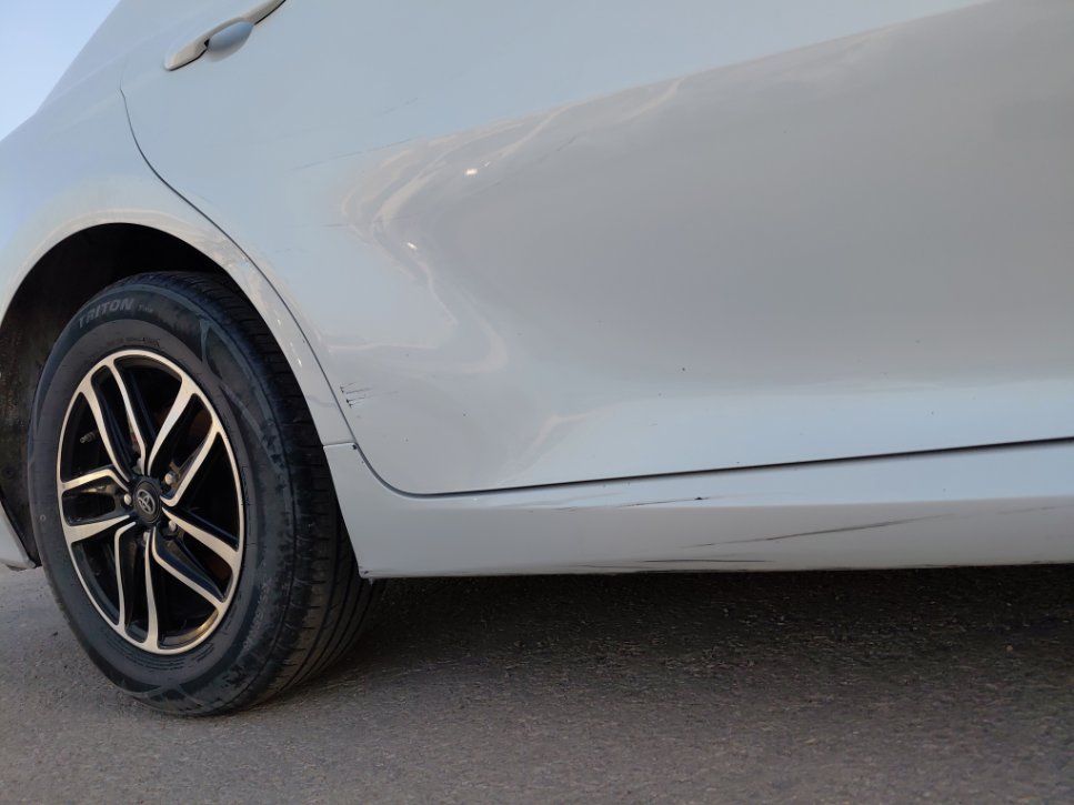 Toyota Camry LE HEV 2024 image