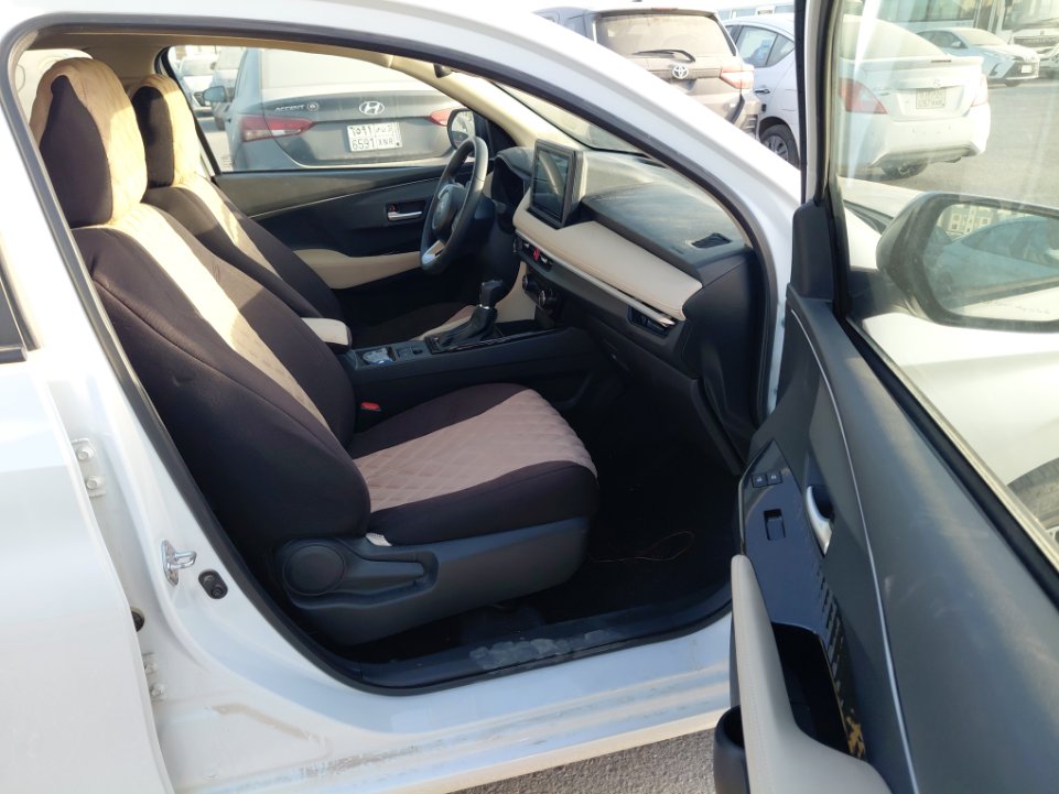 Toyota Yaris YX 2024 image