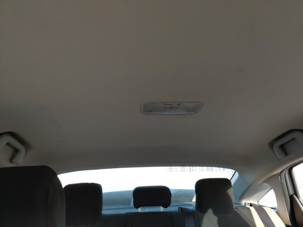 Toyota Yaris Y 2024 image