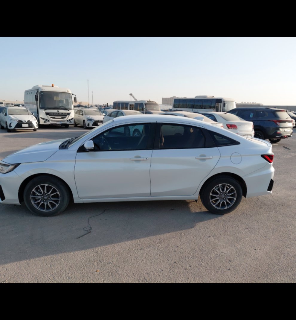 Toyota Yaris YX 2024 image