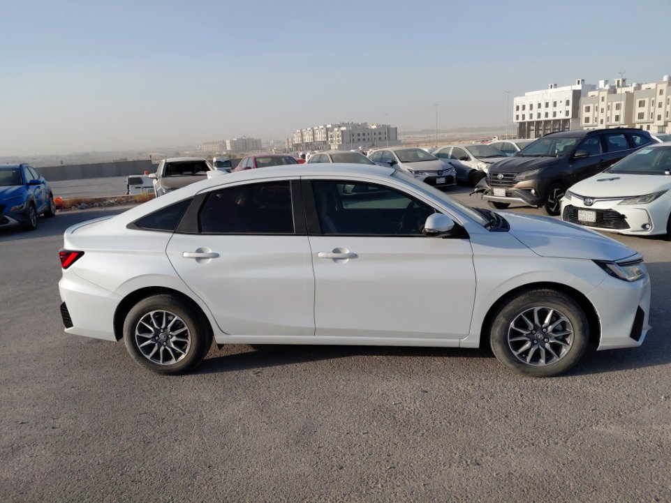 Toyota Yaris YX 2024 image
