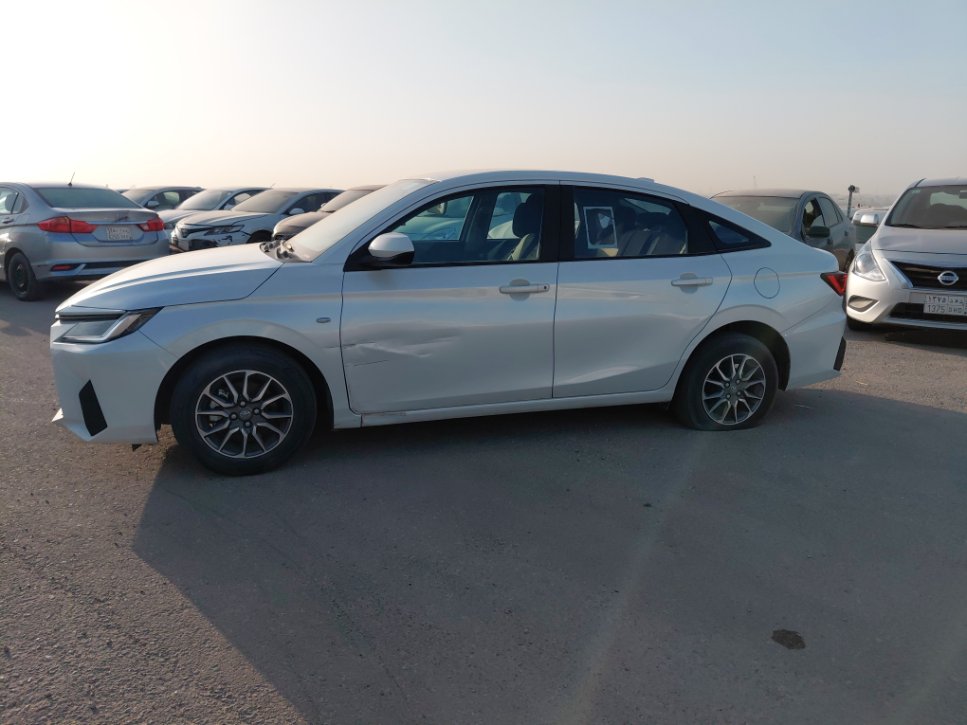 Toyota Yaris Y 2024 image