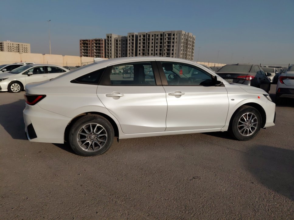 Toyota Yaris Y 2024 image