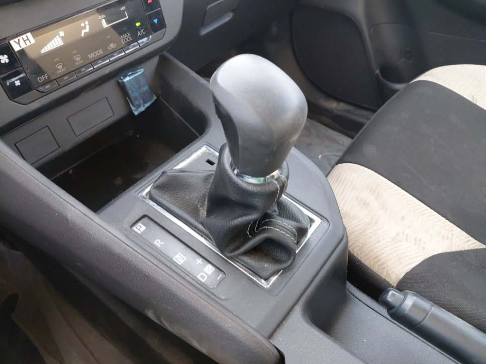 Toyota Yaris Y 2024 image