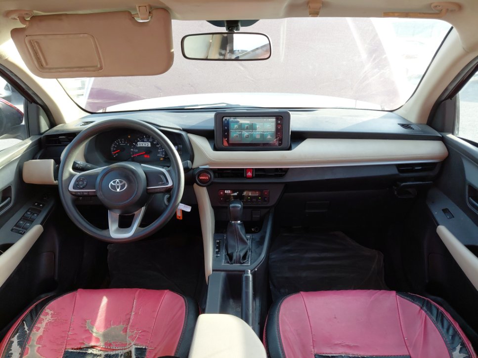 Toyota Yaris Y 2023 image