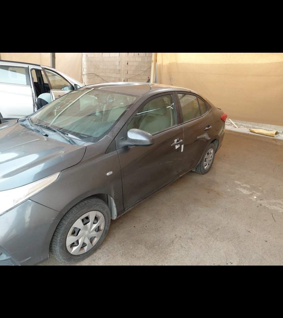 Toyota Yaris Y 2021 image