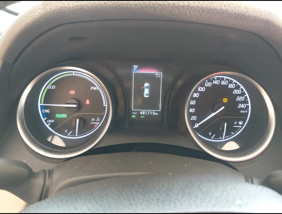 Toyota Camry GLE HEV 2024 image