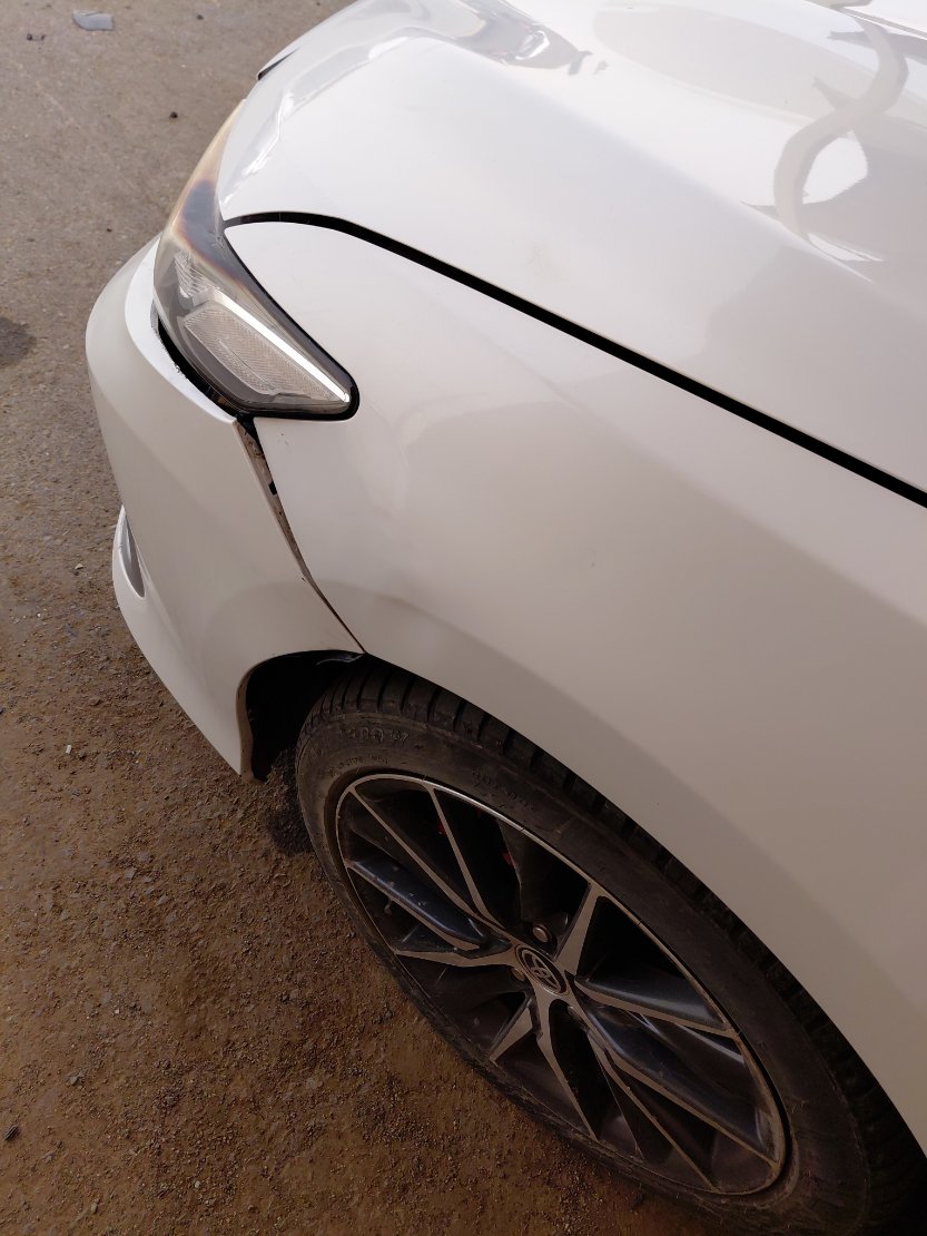 Toyota Camry GLE HEV 2024 image