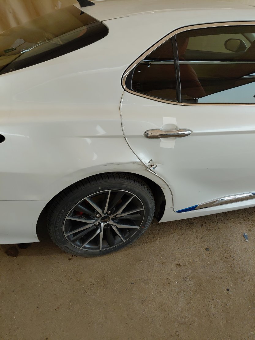 Toyota Camry GLE HEV 2024 image