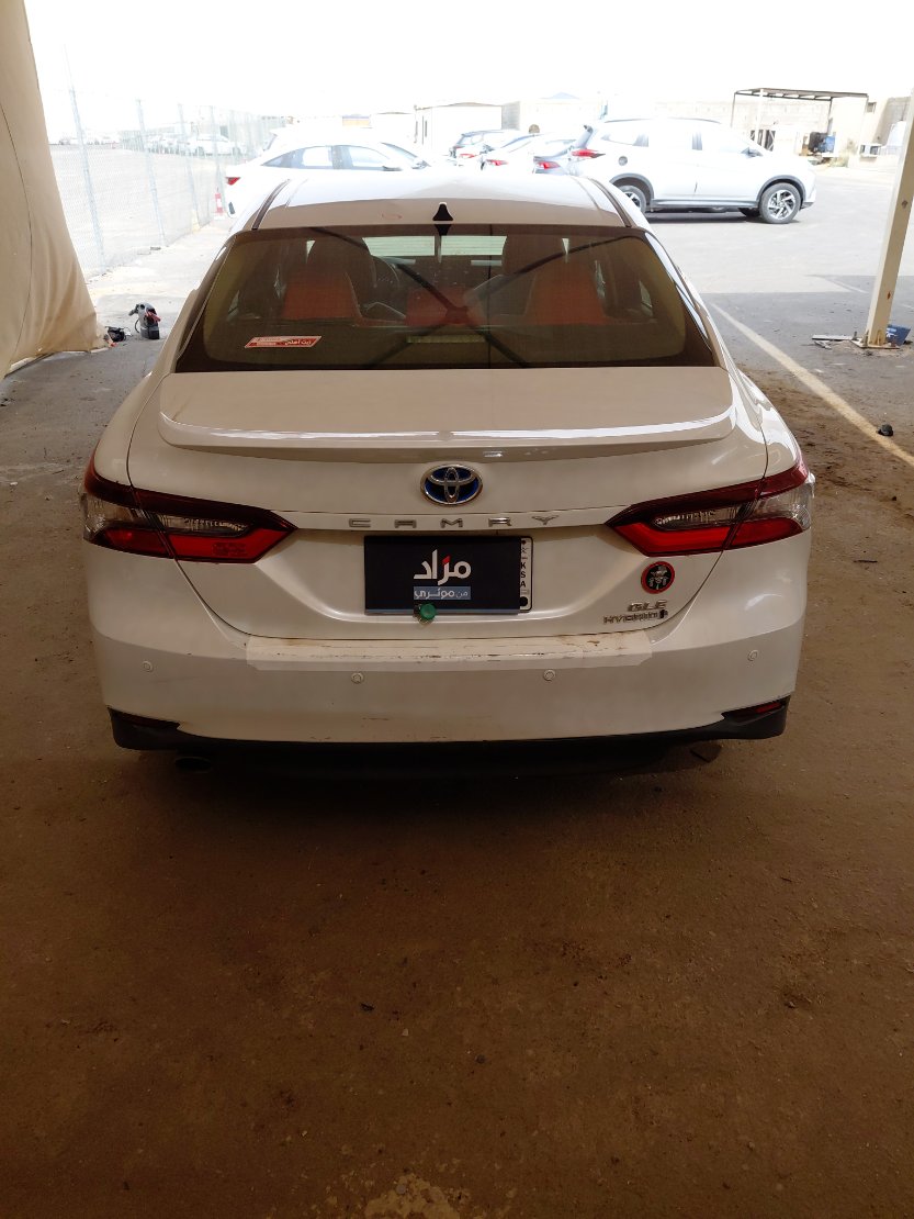 Toyota Camry GLE HEV 2024 image