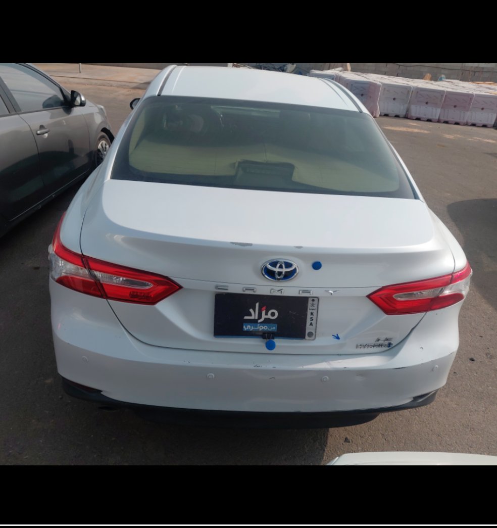 تويوتا كامري LE HEV 2020 image
