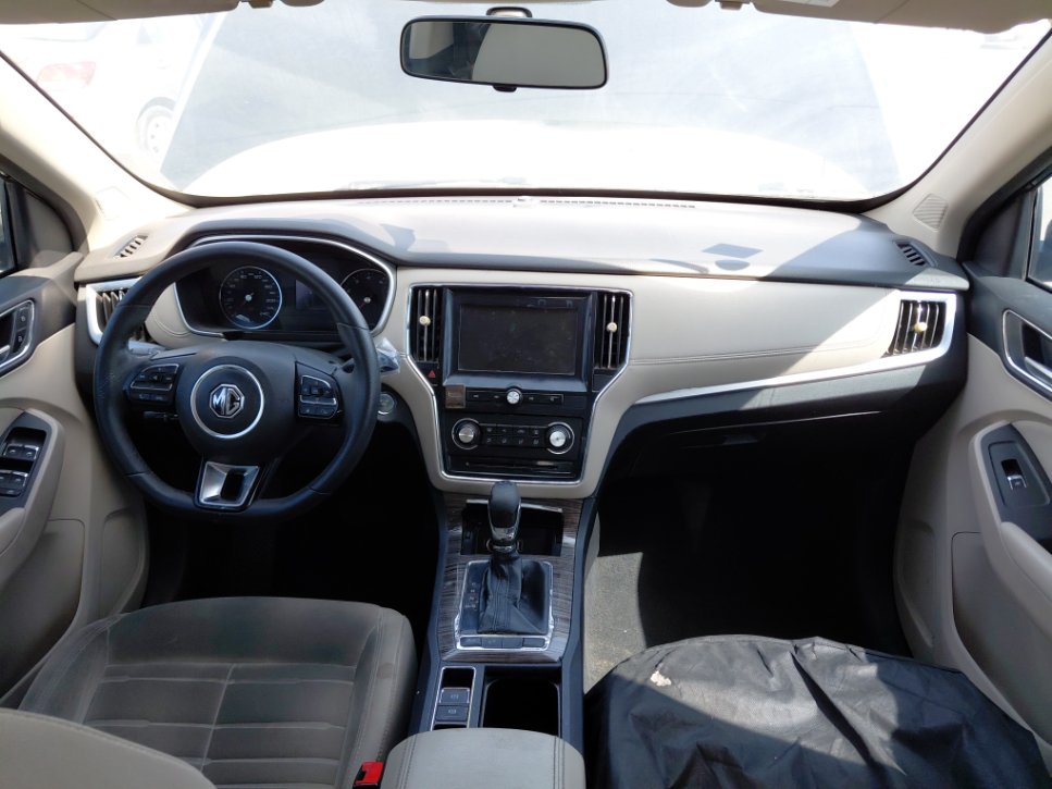إم جي RX5 عادي رياضية 2020 image