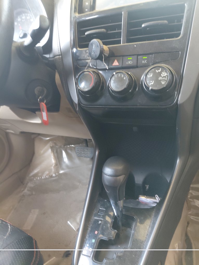 Toyota Yaris Y PLUS 2021 image