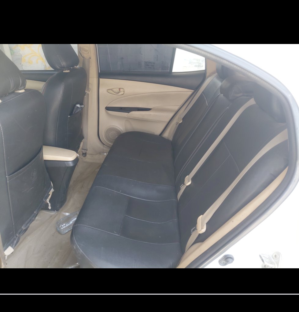 Toyota Yaris Y PLUS 2021 image