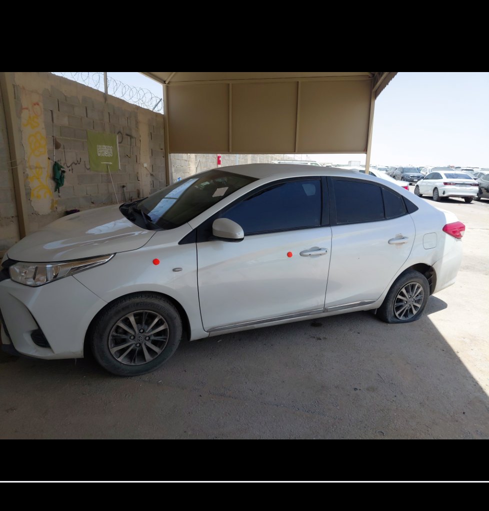 Toyota Yaris Y PLUS 2021 image