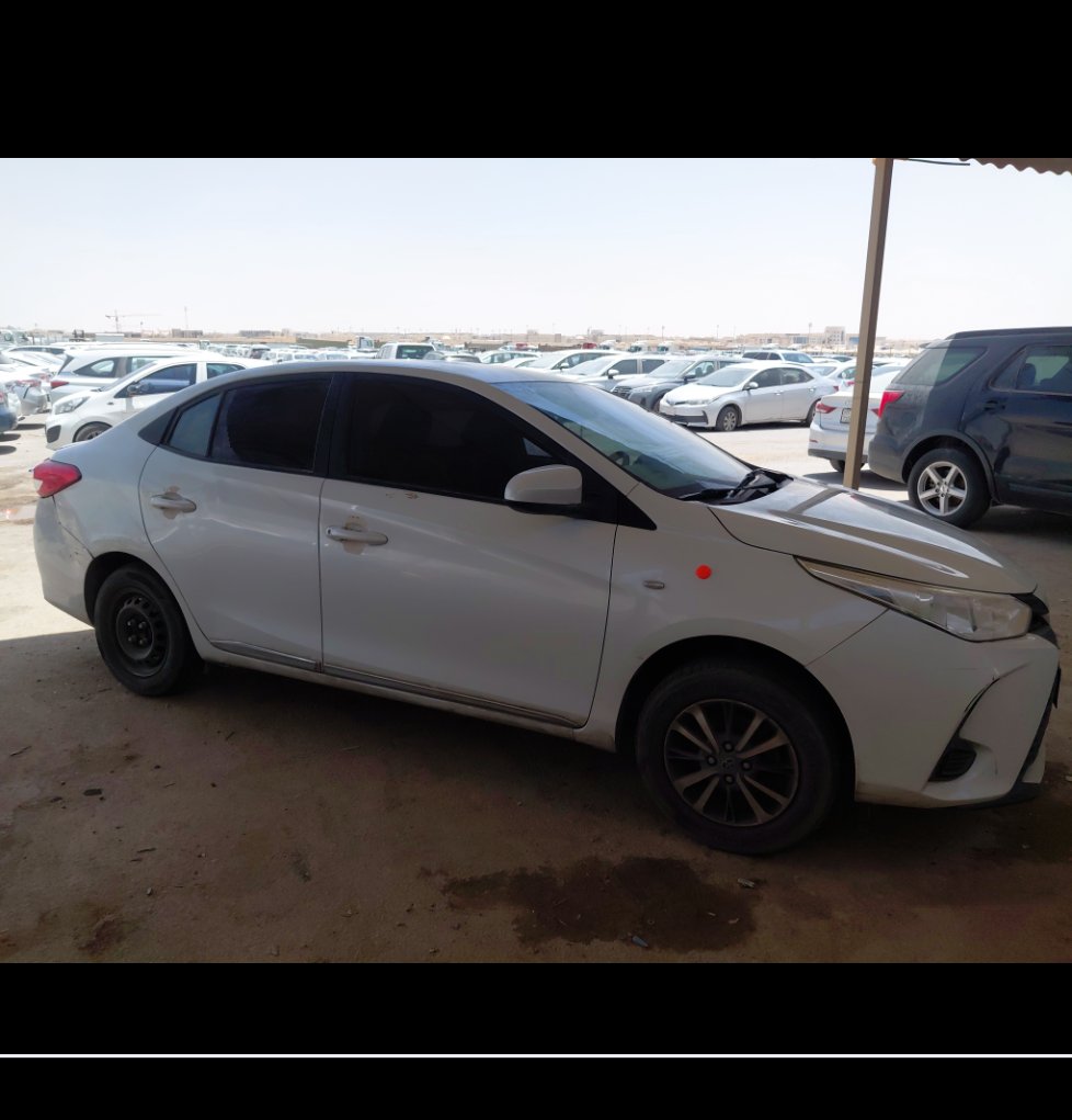 Toyota Yaris Y PLUS 2021 image