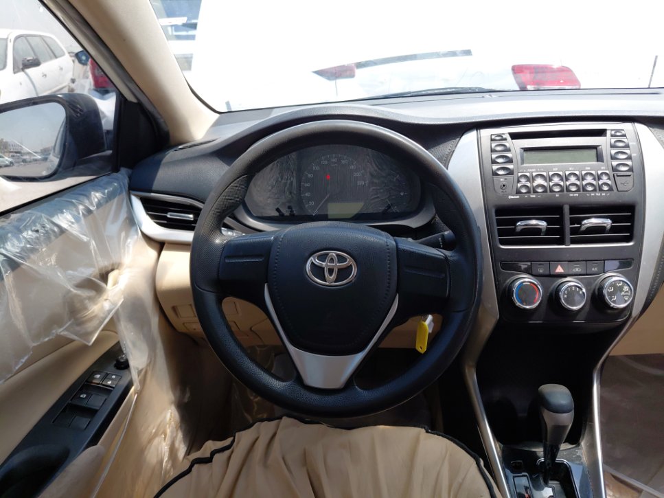 تويوتا يارس Y 2019 image