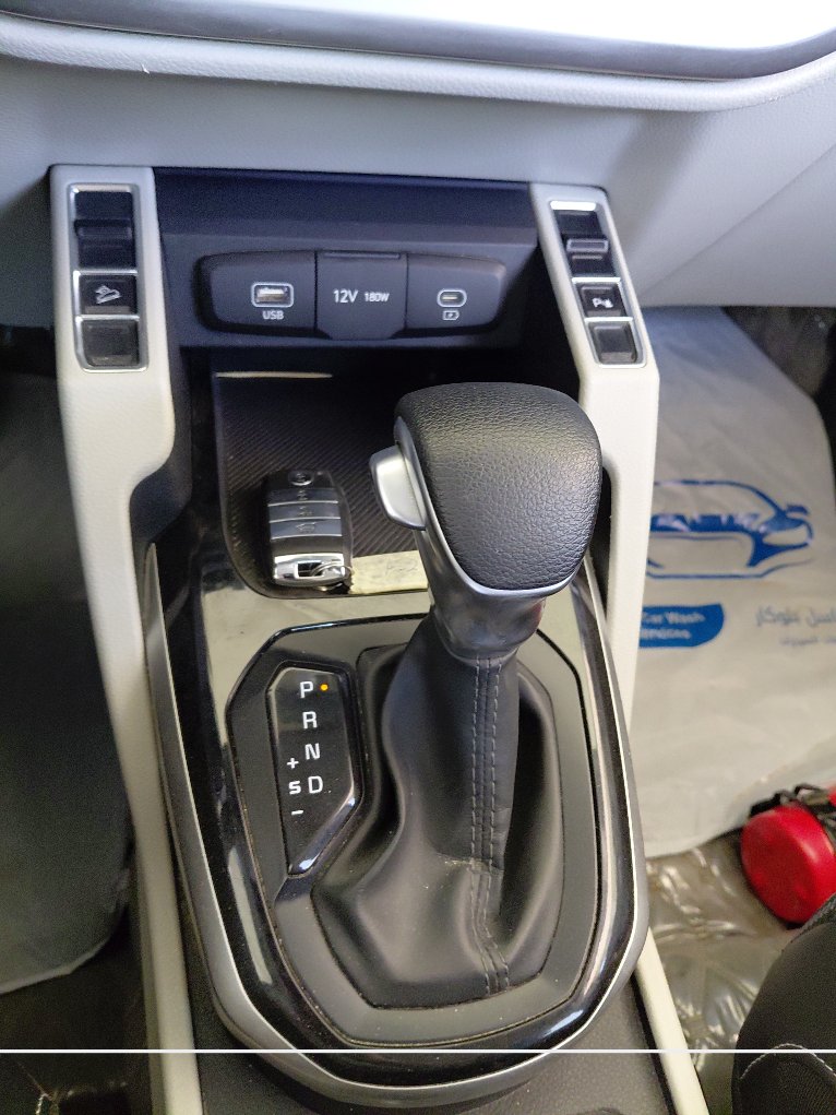 KIA Carens ال اكس 2023 image