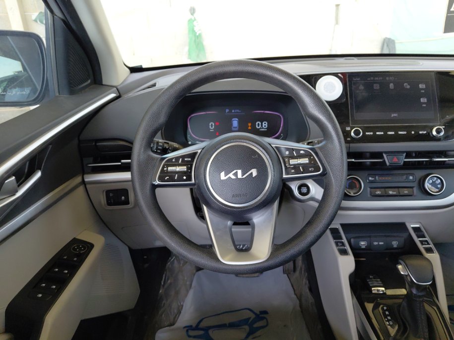 KIA Carens ال اكس 2023 image