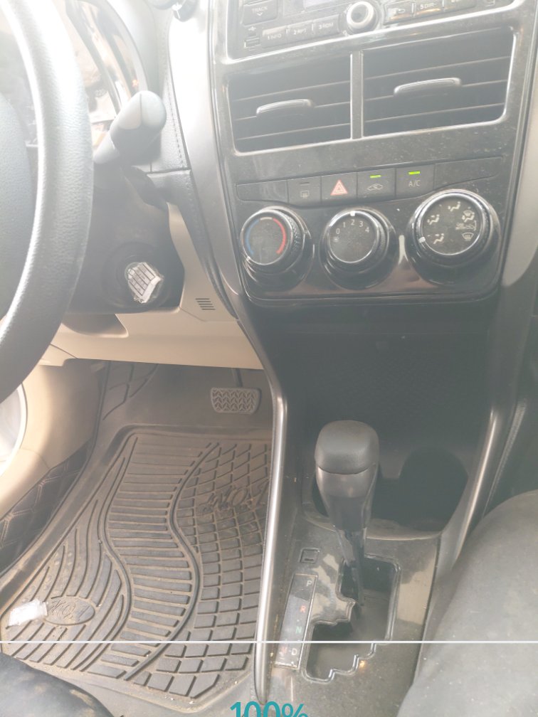 Toyota Yaris Y FLT 2021 image