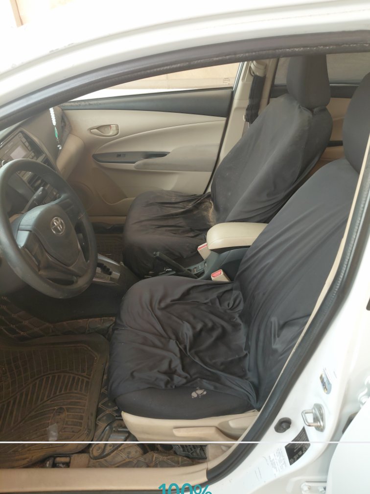 Toyota Yaris Y FLT 2021 image