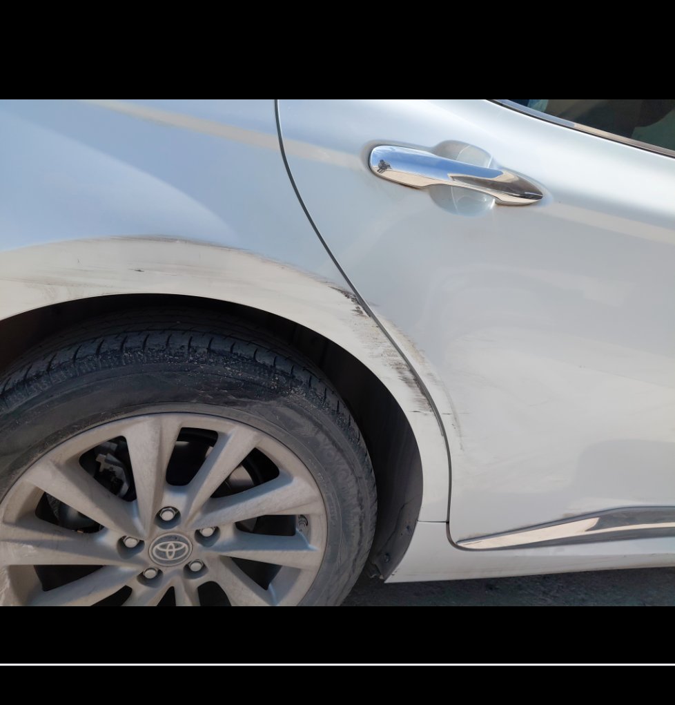 Toyota Camry GLE 2021 image