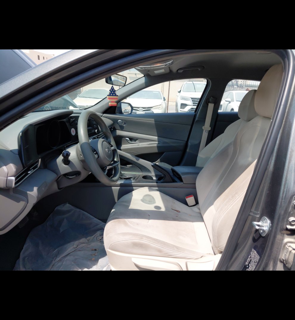 Hyundai Elantra  2023 image