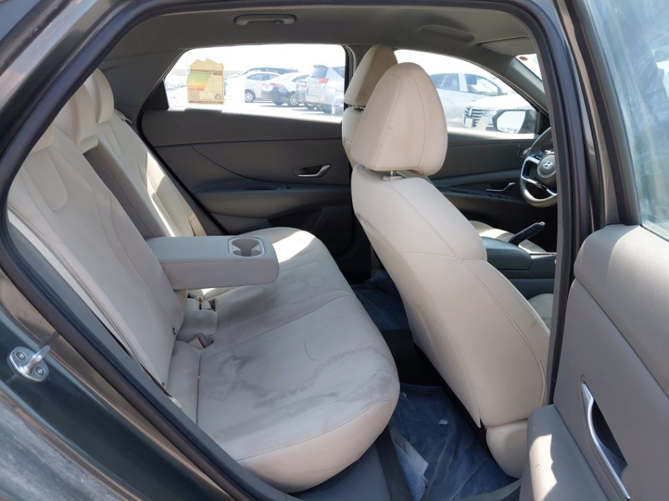 Hyundai Elantra  2023 image
