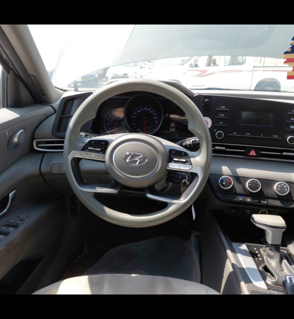 Hyundai Elantra  2023 image