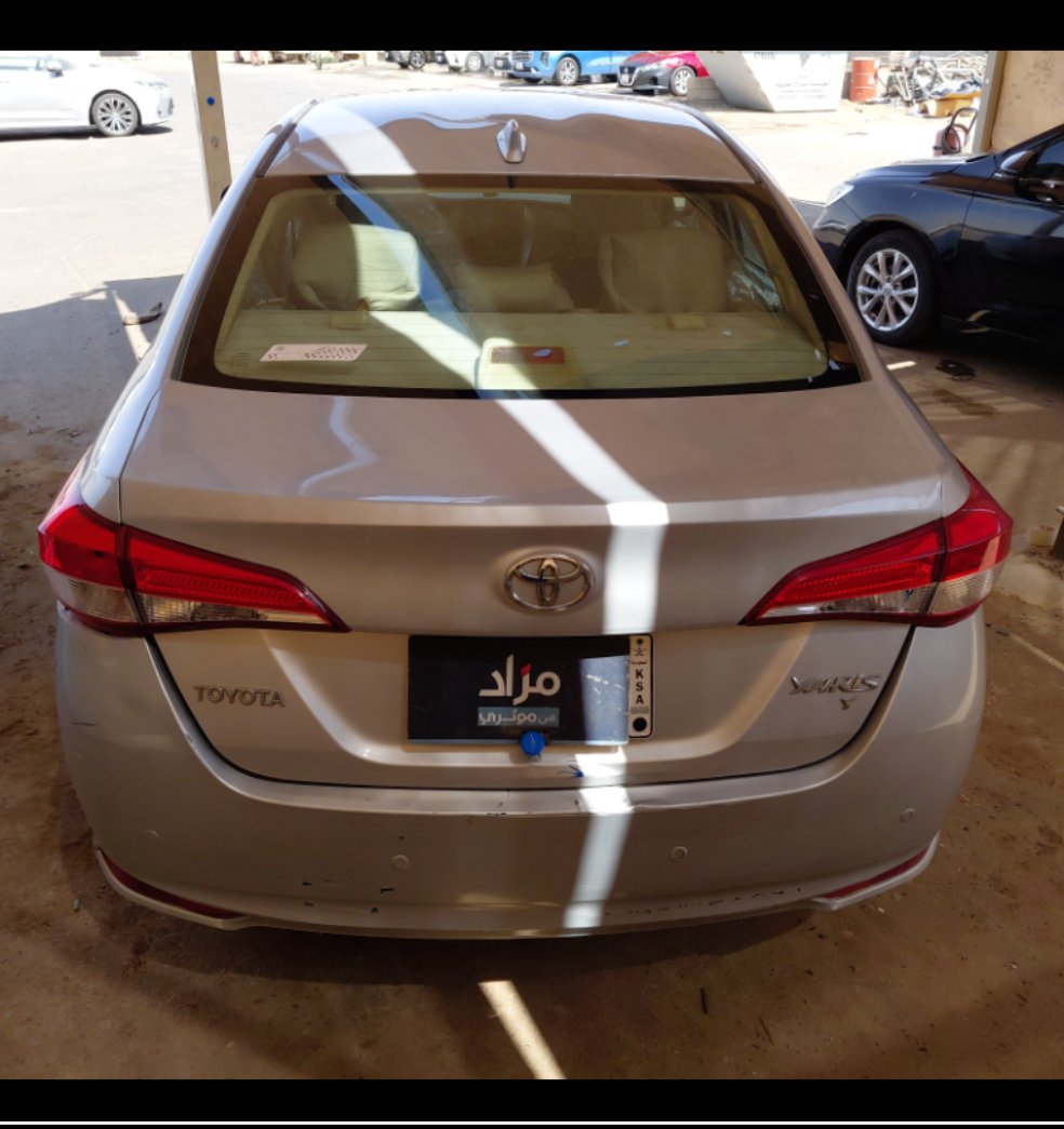 تويوتا يارس Y FLT 2021 image