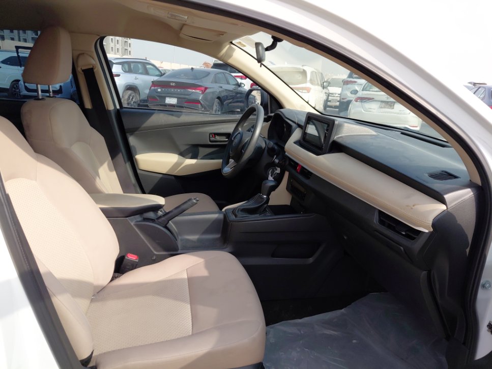 تويوتا يارس  2024 image