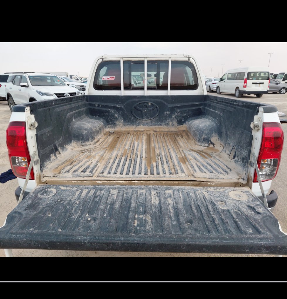 تويوتا هايلكس 4X4- 2024 image