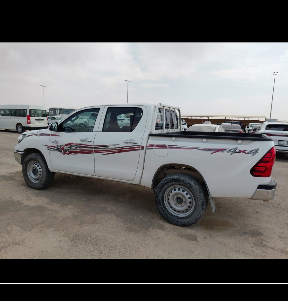 تويوتا هايلكس 4X4- 2024 image