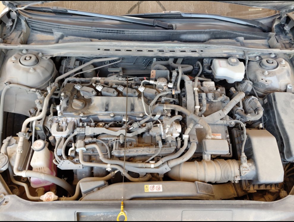 تويوتا كامري GLE HEV  2020 image