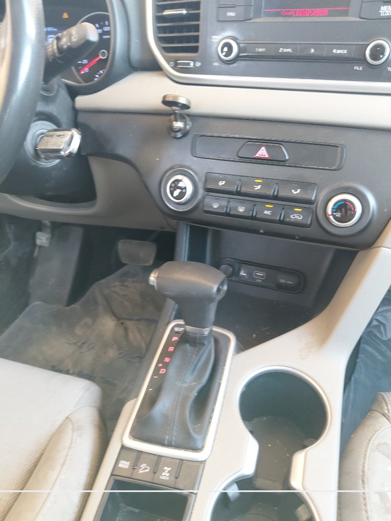 كيا سبورتاج QLE SPORTAGE LX 4WD 2022 image