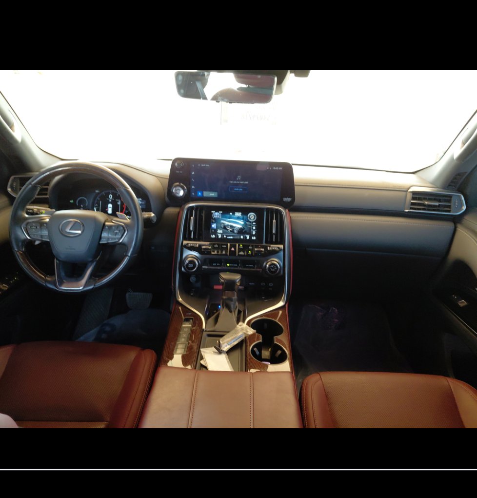 Lexus LX 600 2025 image