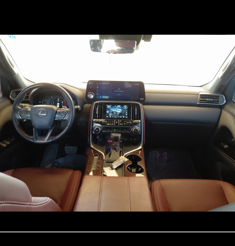 Lexus LX 600 2025 image