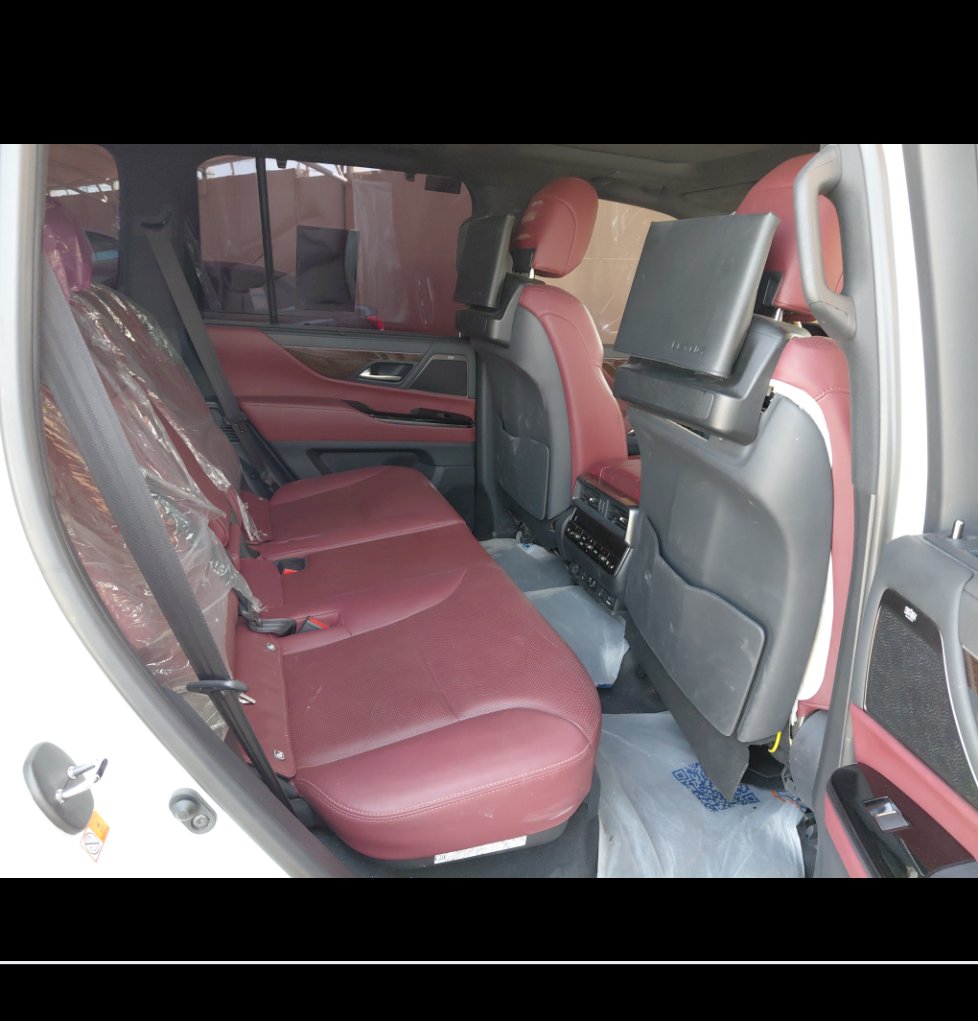 Lexus LX 600 2025 image