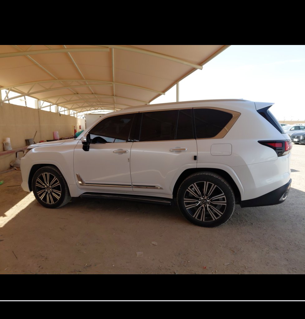 Lexus LX 600 2025 image