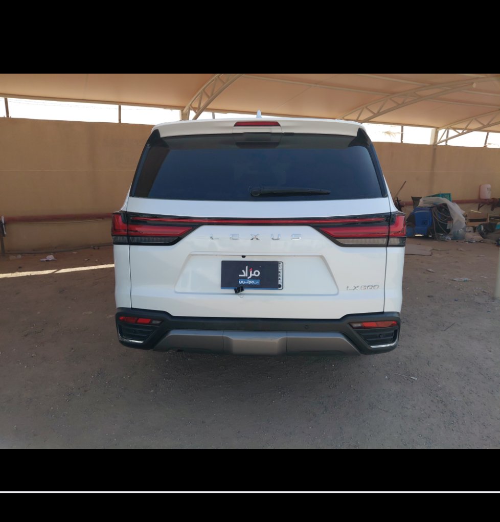 Lexus LX 600 2025 image