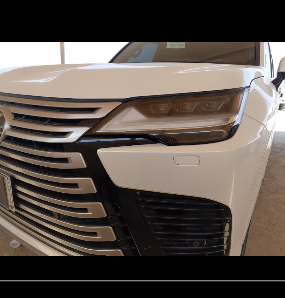 Lexus LX 600 2025 image