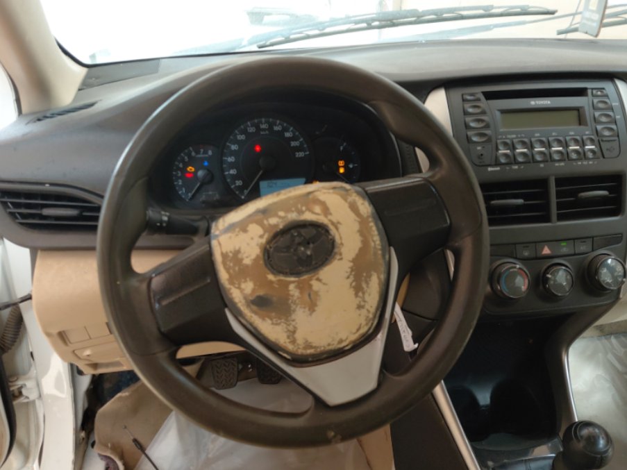 تويوتا يارس اساسي 2019 image