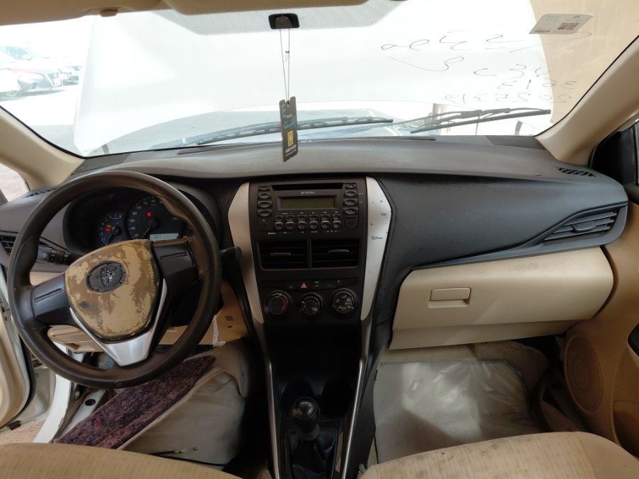 تويوتا يارس اساسي 2019 image