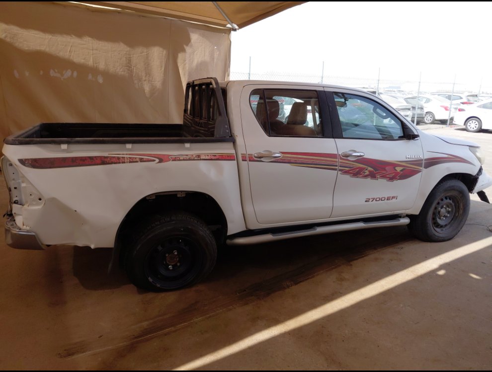 تويوتا هايلكس 4X4 - سوبر جي ال اكس  2016 image