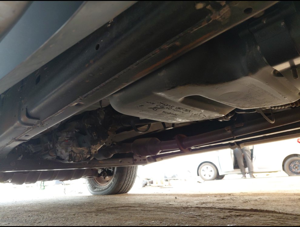 تويوتا هايلكس 4X4 - سوبر جي ال اكس  2016 image