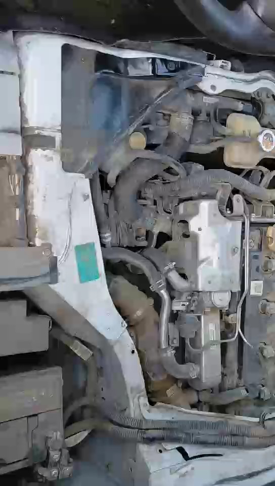 نيسان NV350 Urvan  2021 video