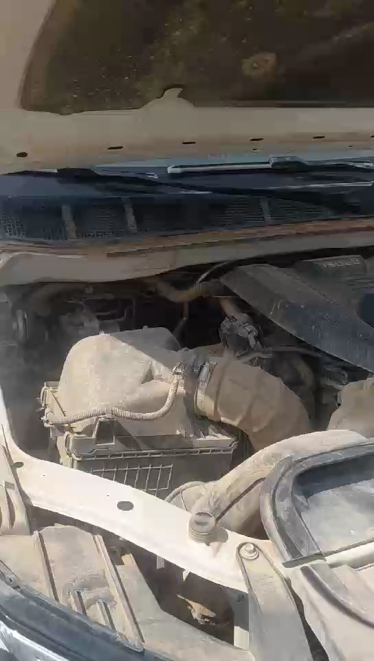 ايسوزو MU-X  4WD 2023 video